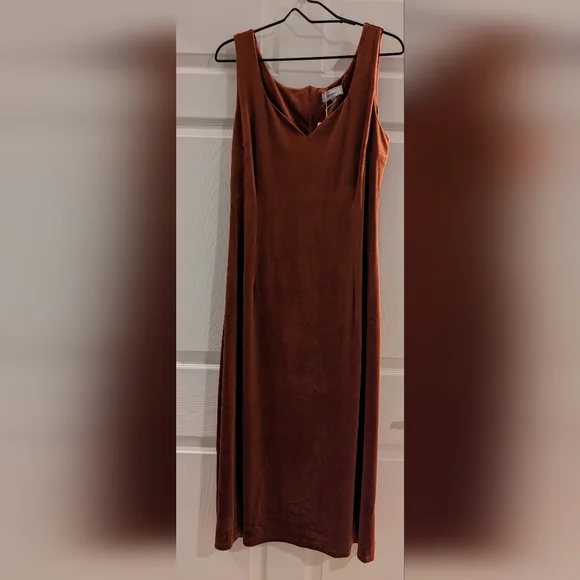 agnona black v neck short sleeve midi dress Lori V-Neck Short Sleeve Mini Fit and Flare Dress